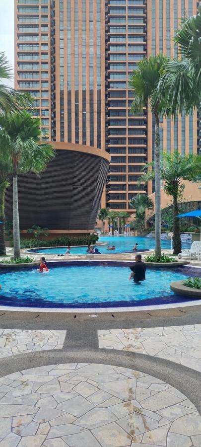 Bbs Suites At Times Square Kl Kuala Lumpur Esterno foto