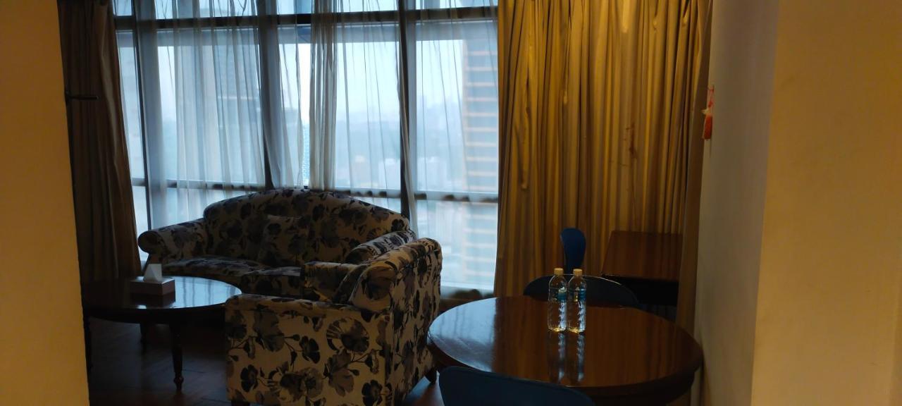 Bbs Suites At Times Square Kl Kuala Lumpur Esterno foto