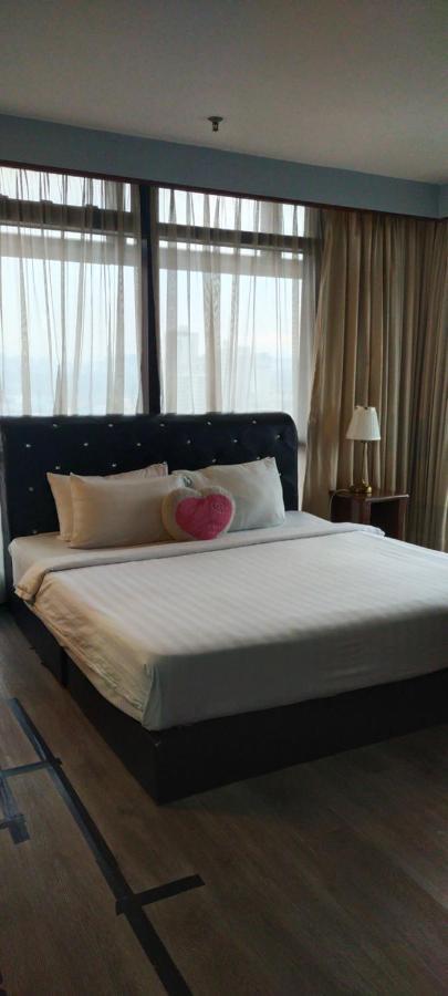 Bbs Suites At Times Square Kl Kuala Lumpur Esterno foto