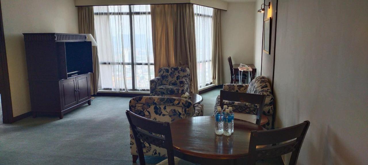 Bbs Suites At Times Square Kl Kuala Lumpur Esterno foto